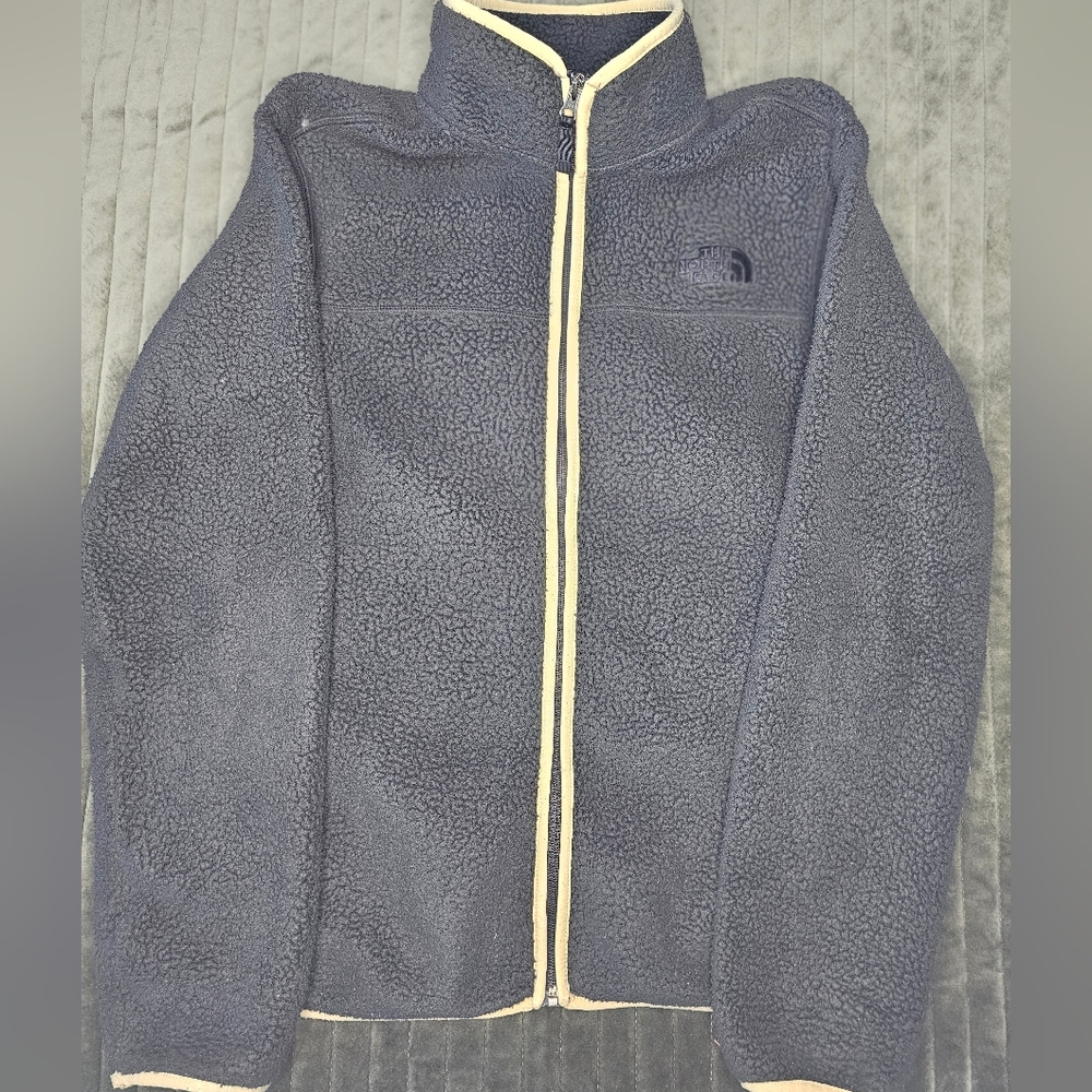 The North Face Mens Black Fleece with Tan Trim
